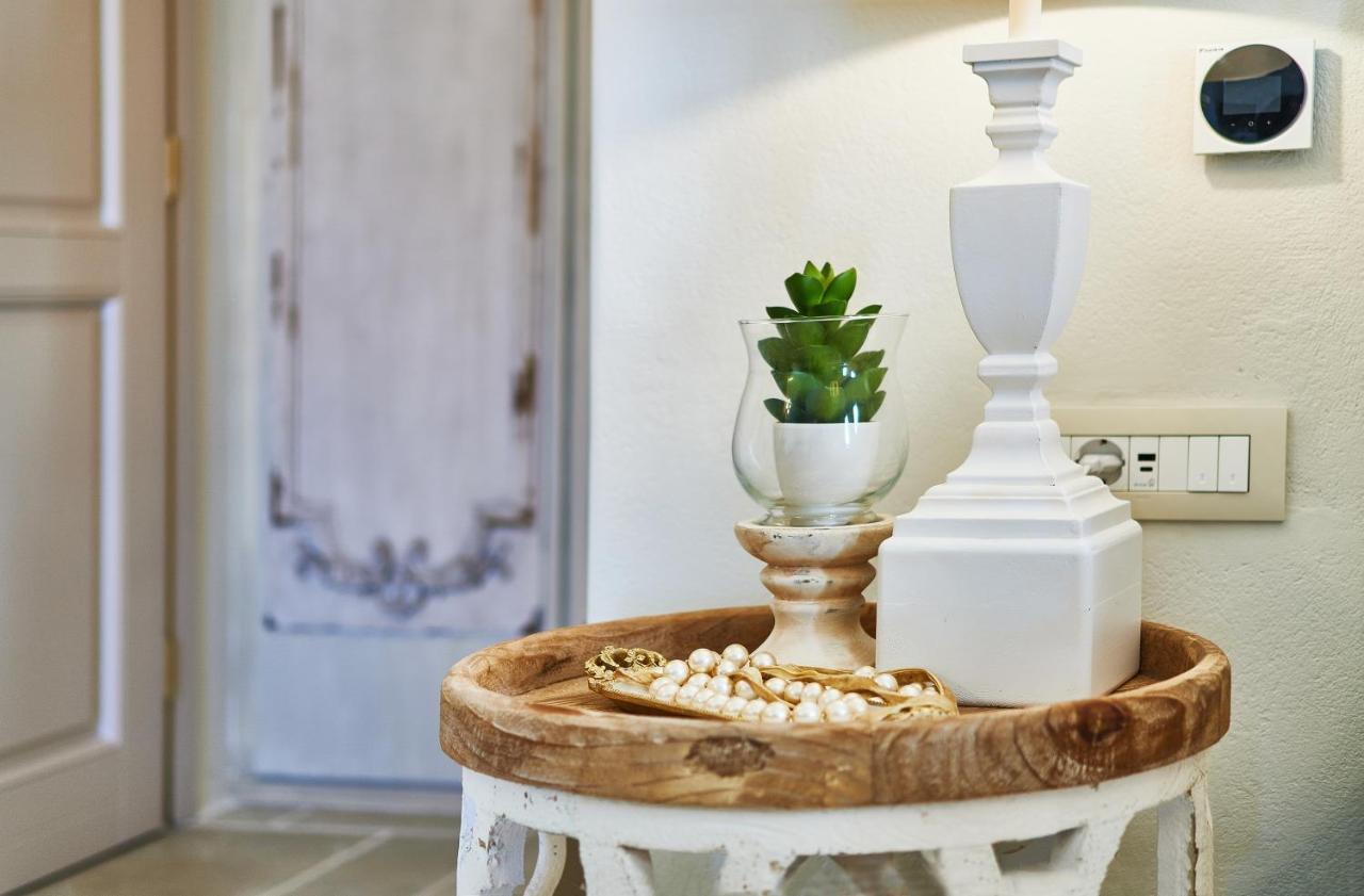 Aqua Mykonos Suites - Adults Only 투를로스 외부 사진